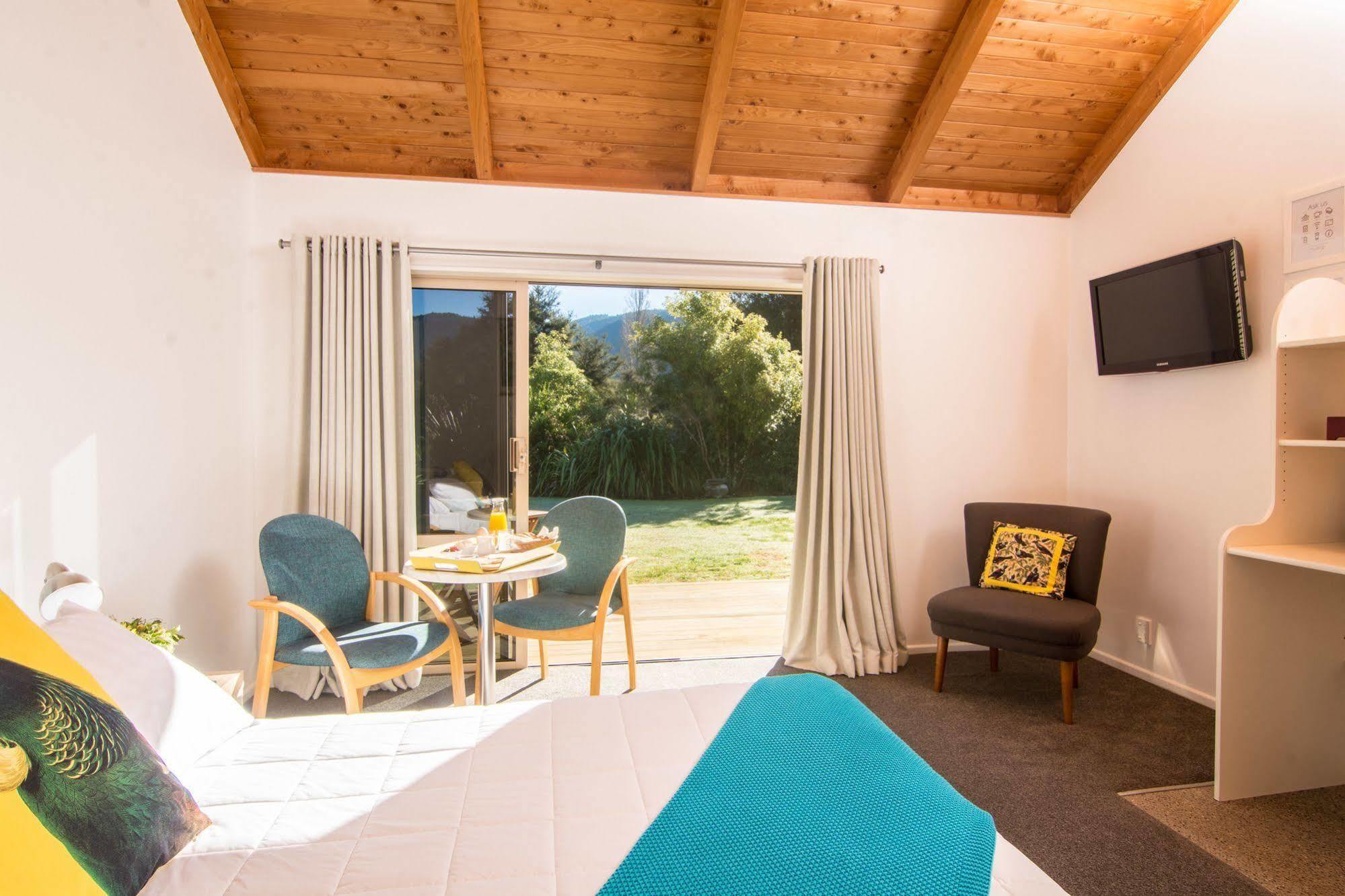 Abel Tasman Lodge 마라하우 외부 사진